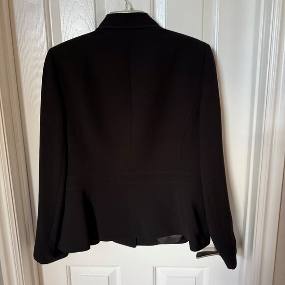 Tahari size 14 black jacket - Picture 2 of 3